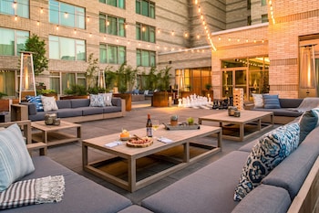 The Duniway Portland A Hilton Hotel