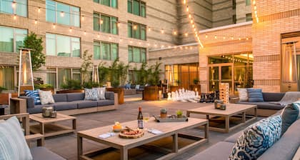 The Duniway Portland A Hilton Hotel
