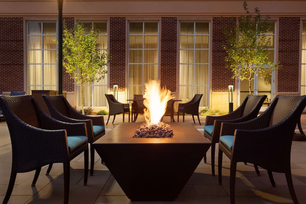 Hilton Garden Inn Charlotte SouthPark