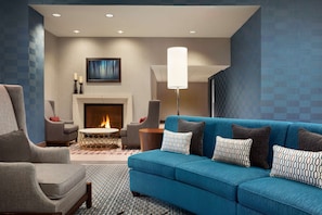 Lobby - Homewood Suites by Hilton Charlotte/SouthPark (Charlotte)