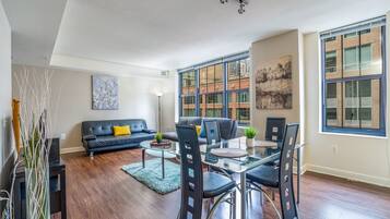 Premium Apartment, 2 Bedrooms, Kitchen | Living area | 32-inch flat-screen TV with digital channels, TV, Netflix