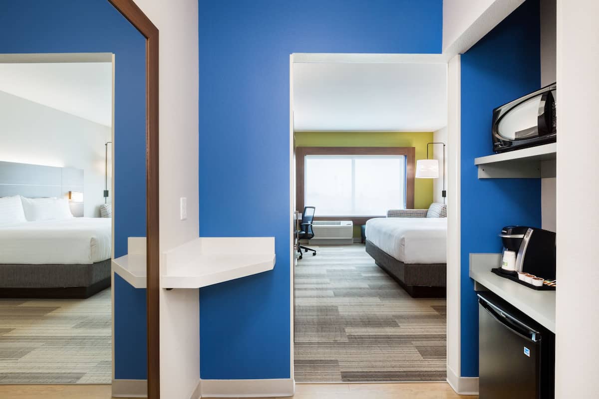 premium bedding, down duvets, pillow-top beds, in-room safe