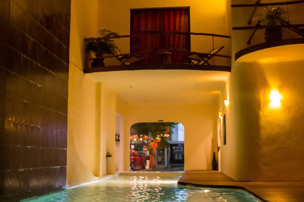 Kinbe Deluxe Boutique Hotel