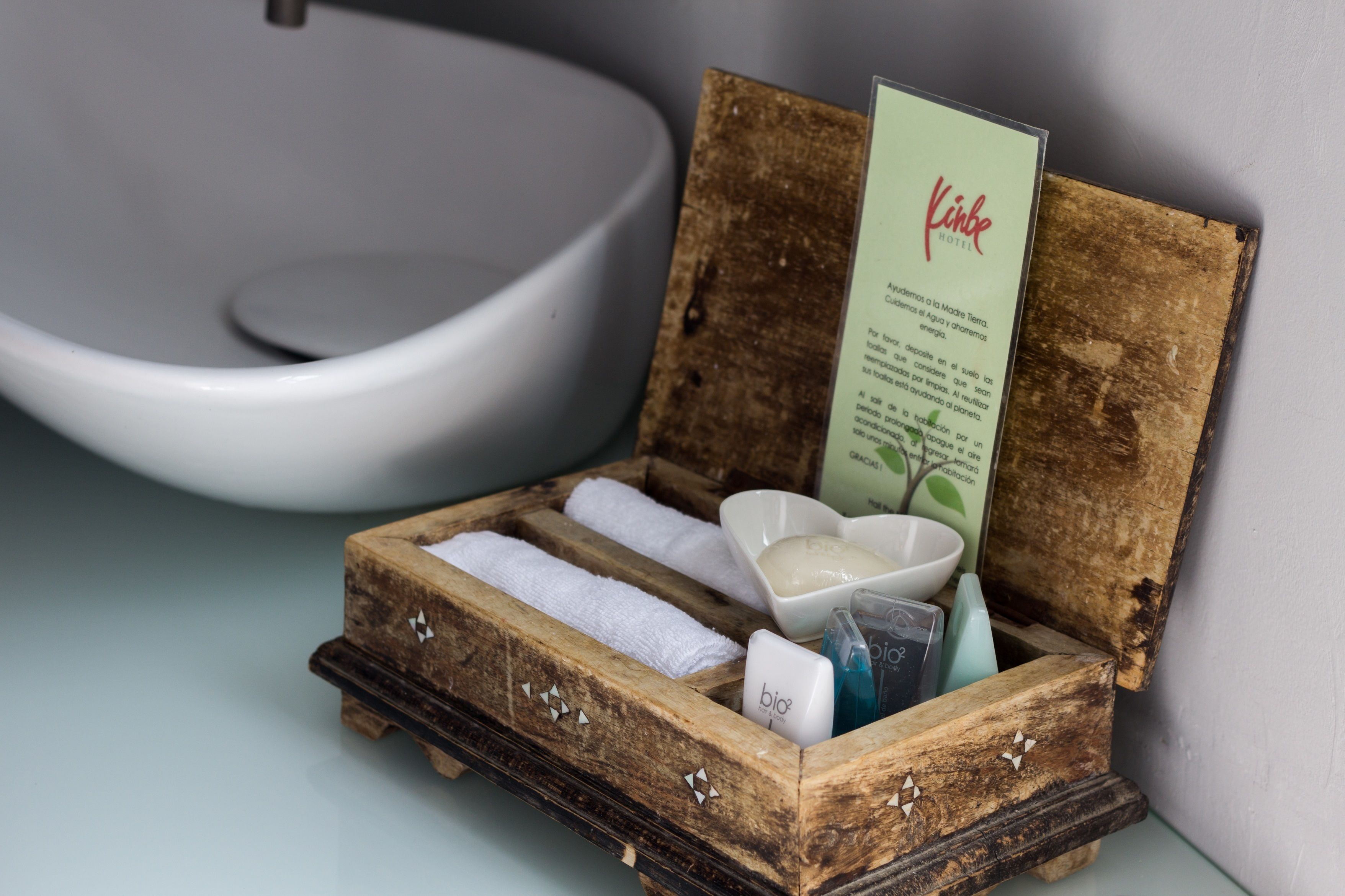 deluxe double room, 1 king bed, balcony, pool view | bathroom amenities | shower, free toiletries, hair dryer, towels