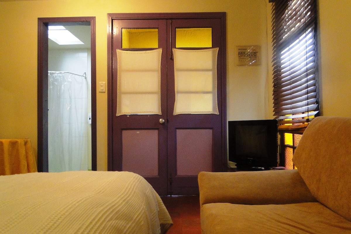In-room safe, free WiFi