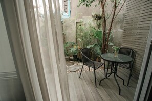 View from room - J Poshtel Chiangmai (Chiang Mai)