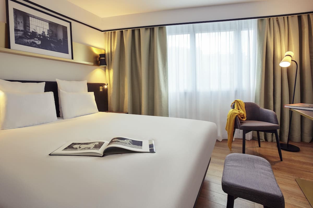 Superior kamer, 1 tweepersoonsbed | Luxe beddengoed, een kluis op de kamer, een bureau