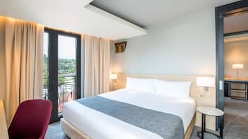 Deluxe-Suite, 1 King-Bett, Nichtraucher | Hochwertige Bettwaren, Daunenbettdecken, Minibar, Zimmersafe