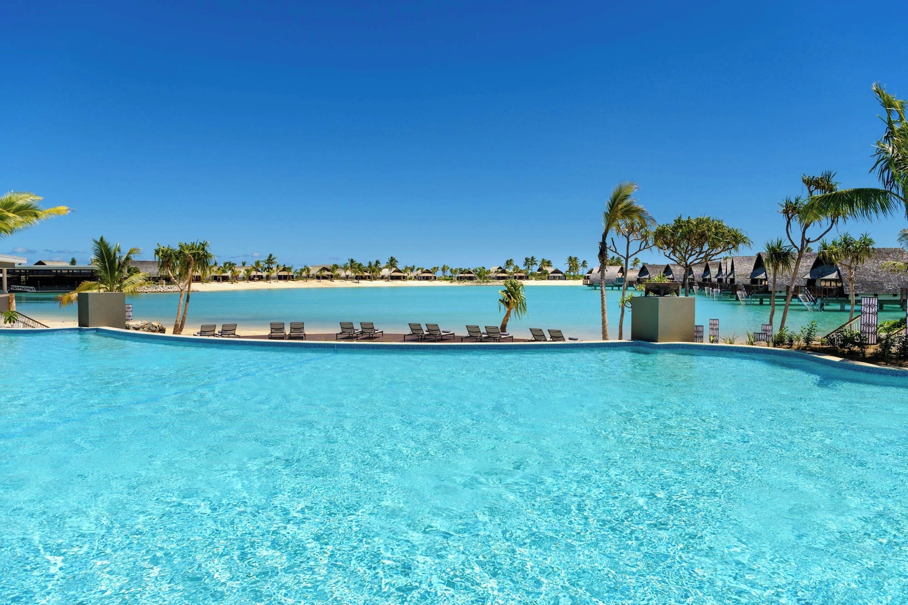 3 outdoor pools, open 7:00 AM to 7:00 PM, free pool cabanas