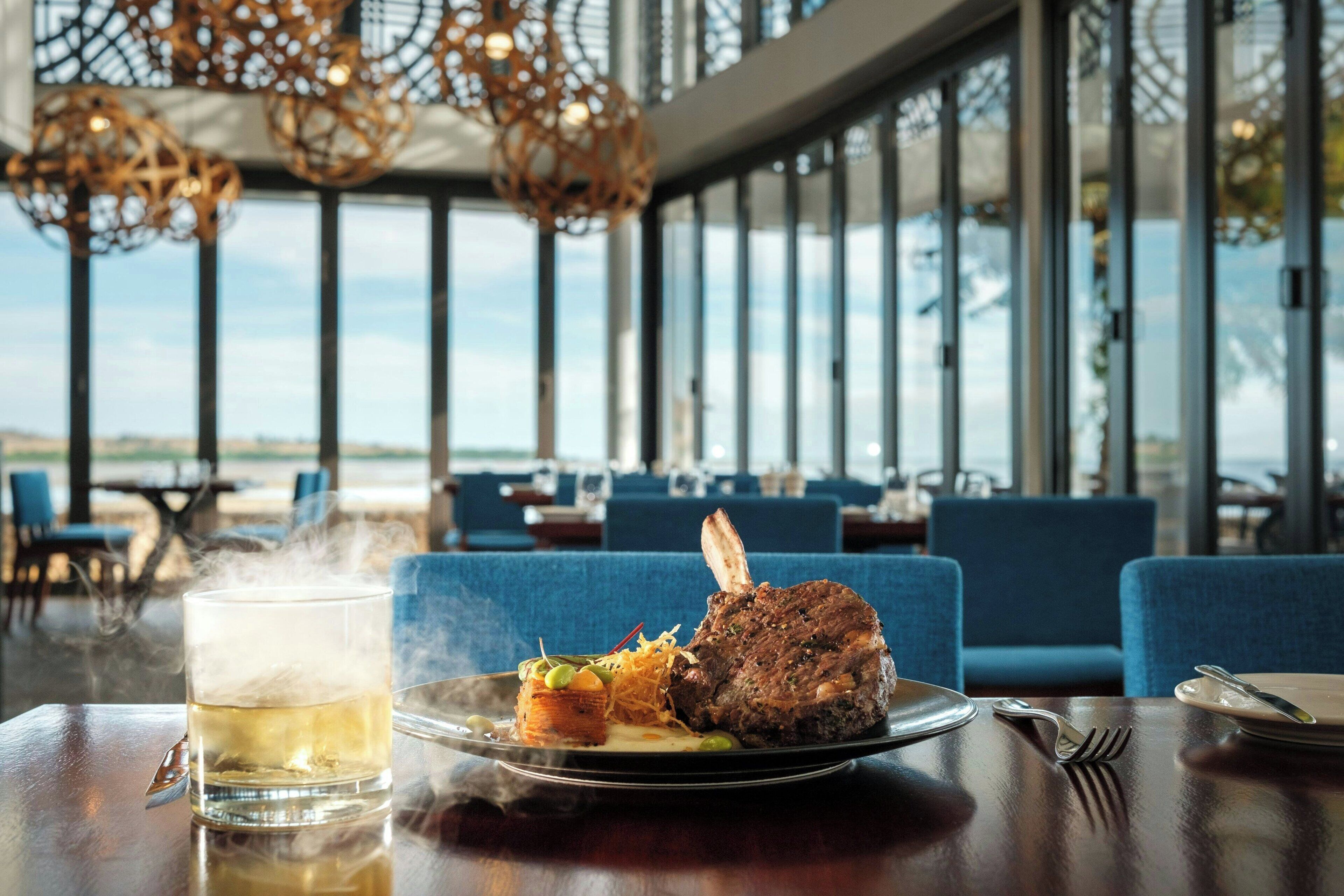 5 restaurants, breakfast, lunch, dinner served; mediterranean cuisine