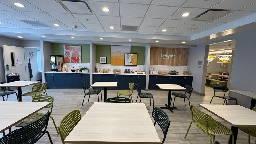 Spark by Hilton Erie