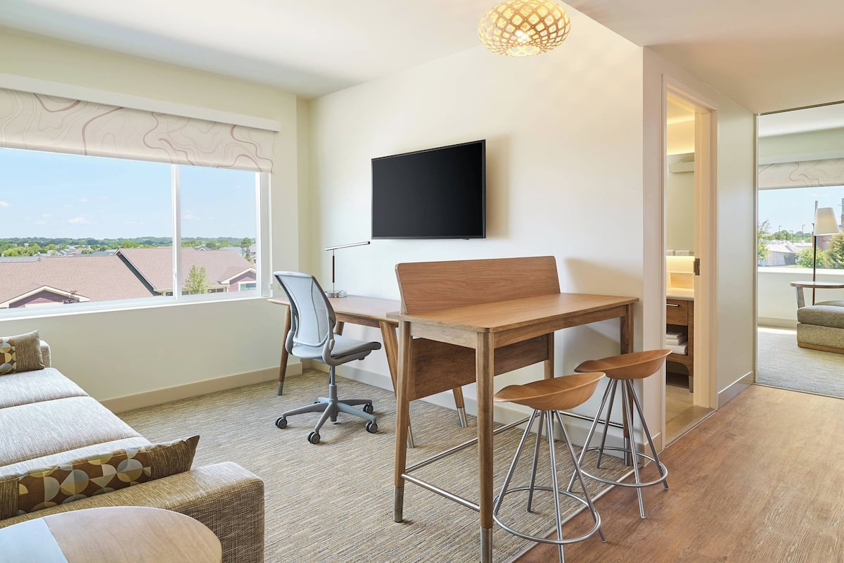 1 bedroom, hypo-allergenic bedding, in-room safe, individually furnished
