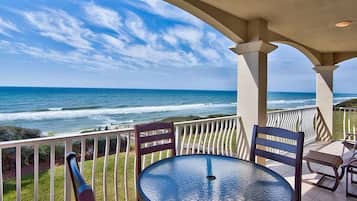 House, 3 Bedrooms, Ocean View, Beachfront | Balcony view