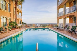 Maison, 3 chambres, vue océan, en front de plage | Piscine extérieure