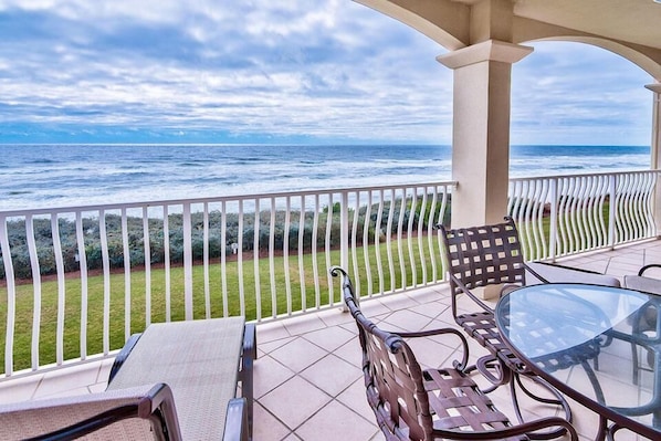 House, 3 Bedrooms, Ocean View, Beachfront | Balcony