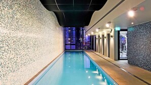 Indoor pool - Royal Stays Apartments Southbank (Southbank)