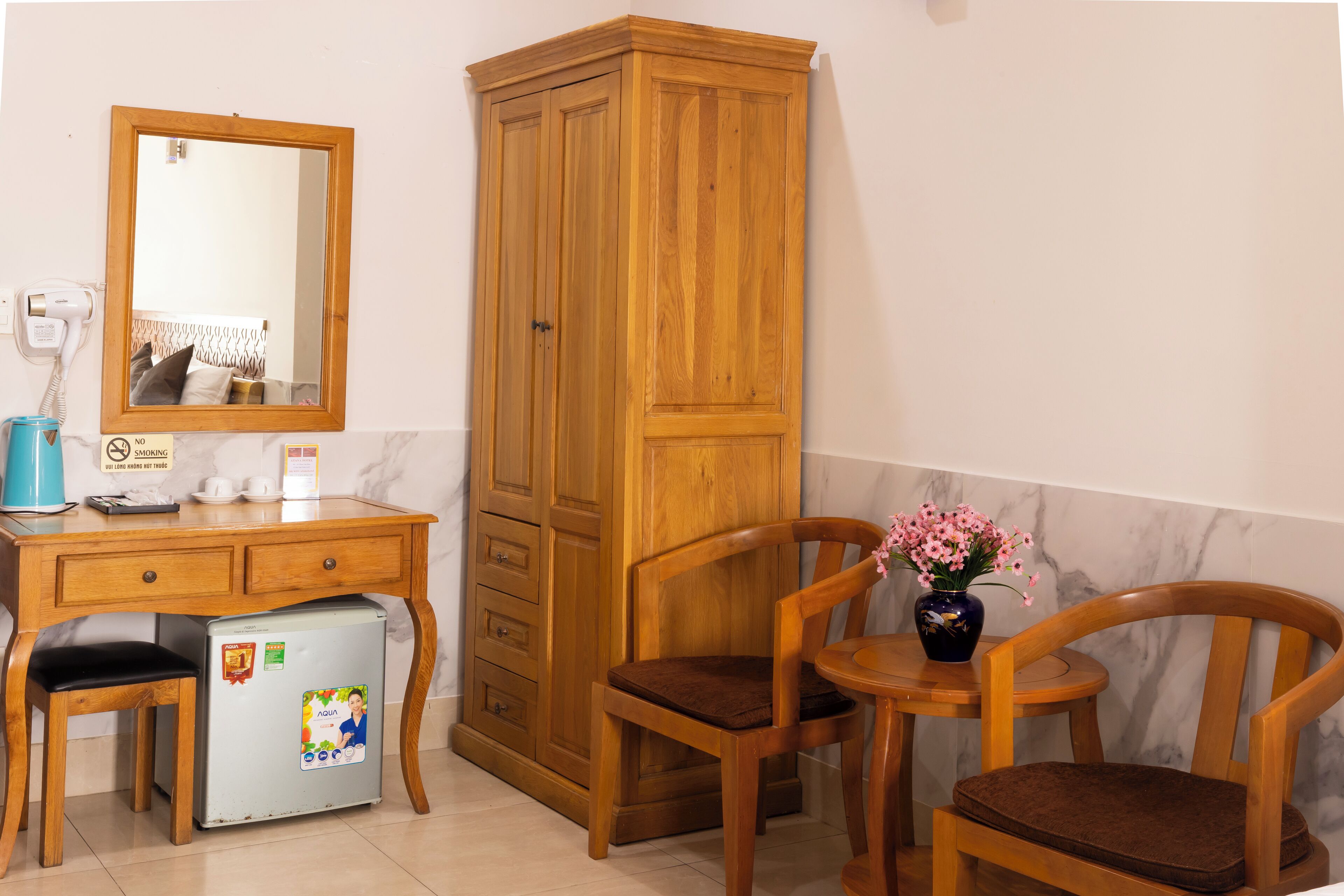 Family Room | In-room dining