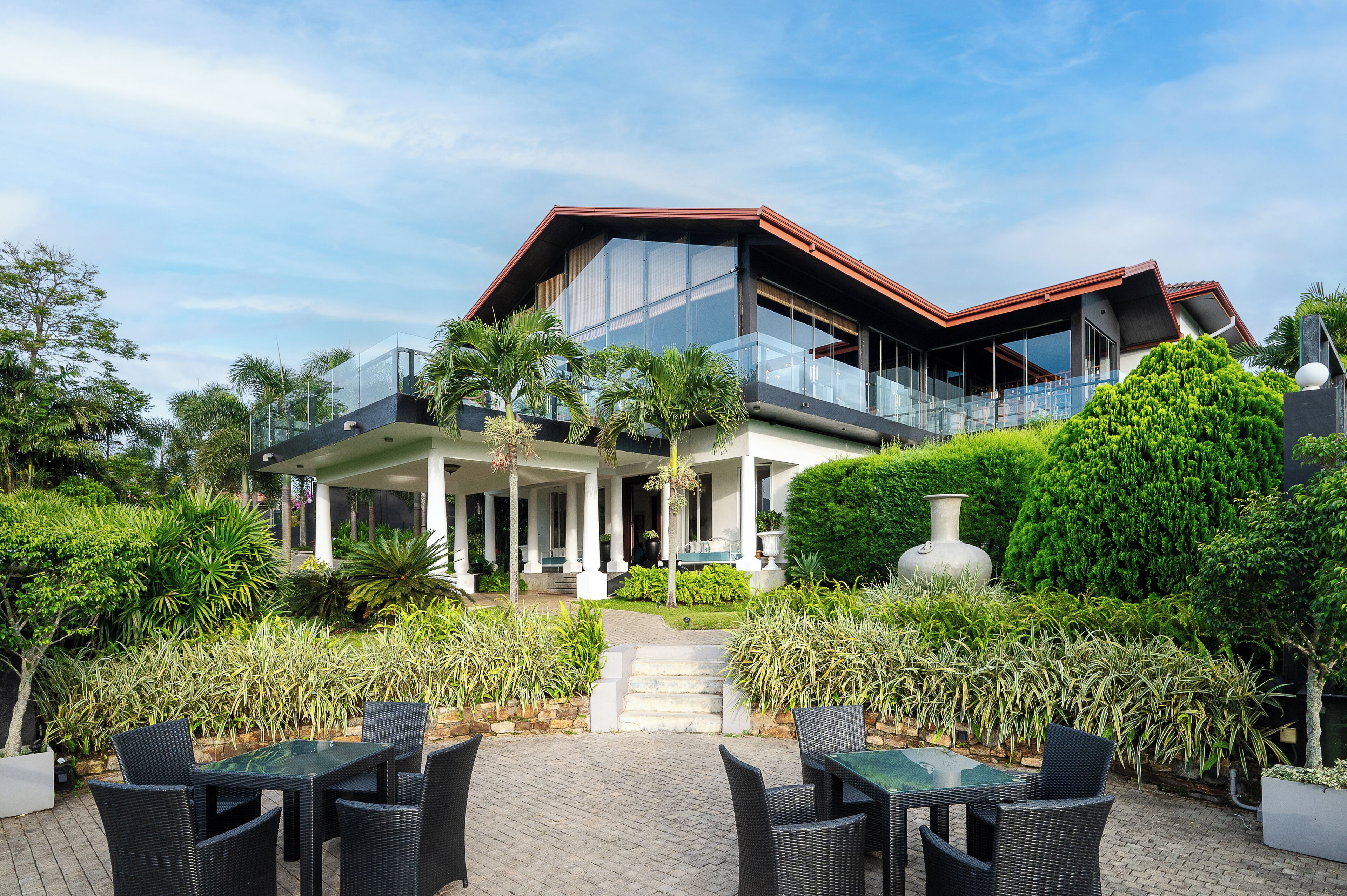 Fachada de la propiedad