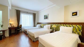 Superior driepersoonskamer | Kameruitzicht