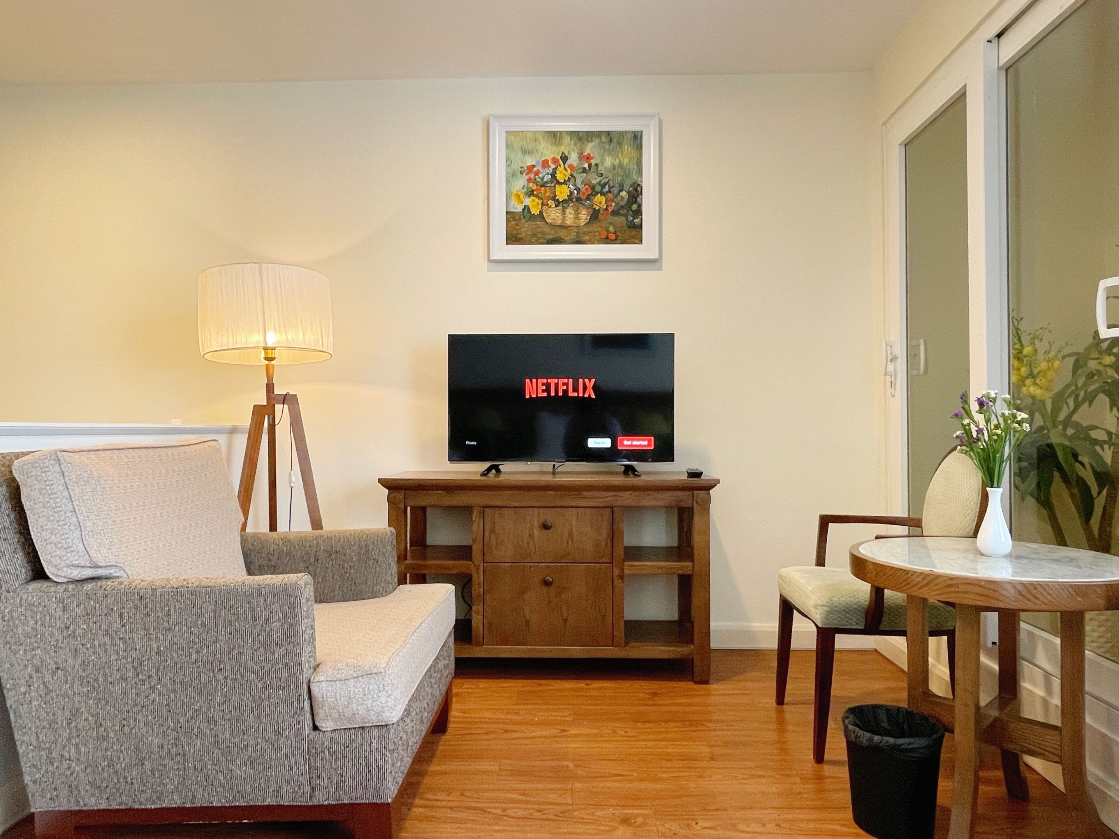 superior triple room | 1 bedroom, minibar, in-room safe, desk