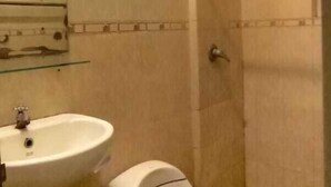 Uklassifisert bilde, 2 av 6, knapp