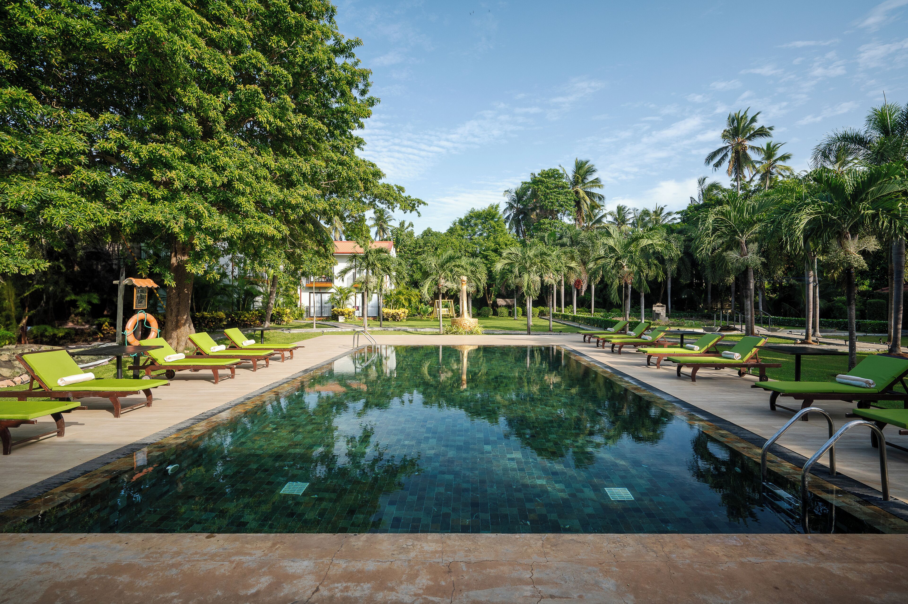 Outdoor pool, open 7 AM to 9 PM, sun loungers