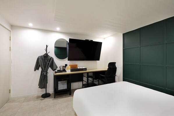 Soundproofing, free WiFi, individually decorated, individually furnished