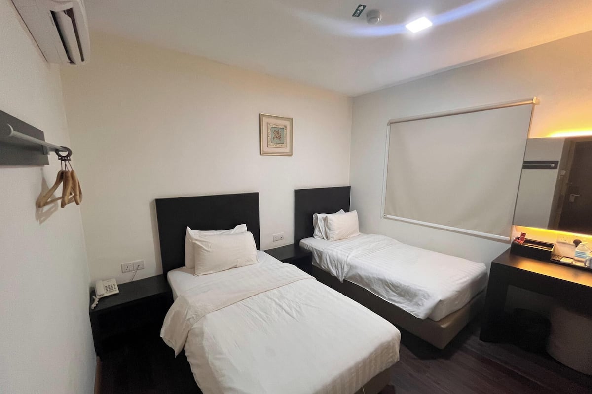 Deluxe Twin kamer | 1 slaapkamer, een bureau, geluiddichte muren