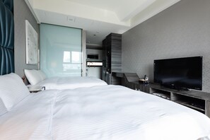 1 bedroom, premium bedding, down duvets, pillow-top beds - Oxygen Taipei NTU Service Apartment of Hotel (Taipei)