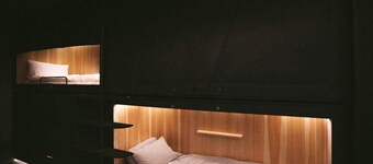 SLEEEP - Capsule Hotel