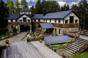 Front of property - KIROCHNOE zagorodny kompleks (Polyanskoye)