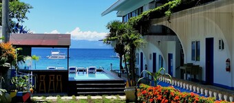 Pescadores Suites Moalboal