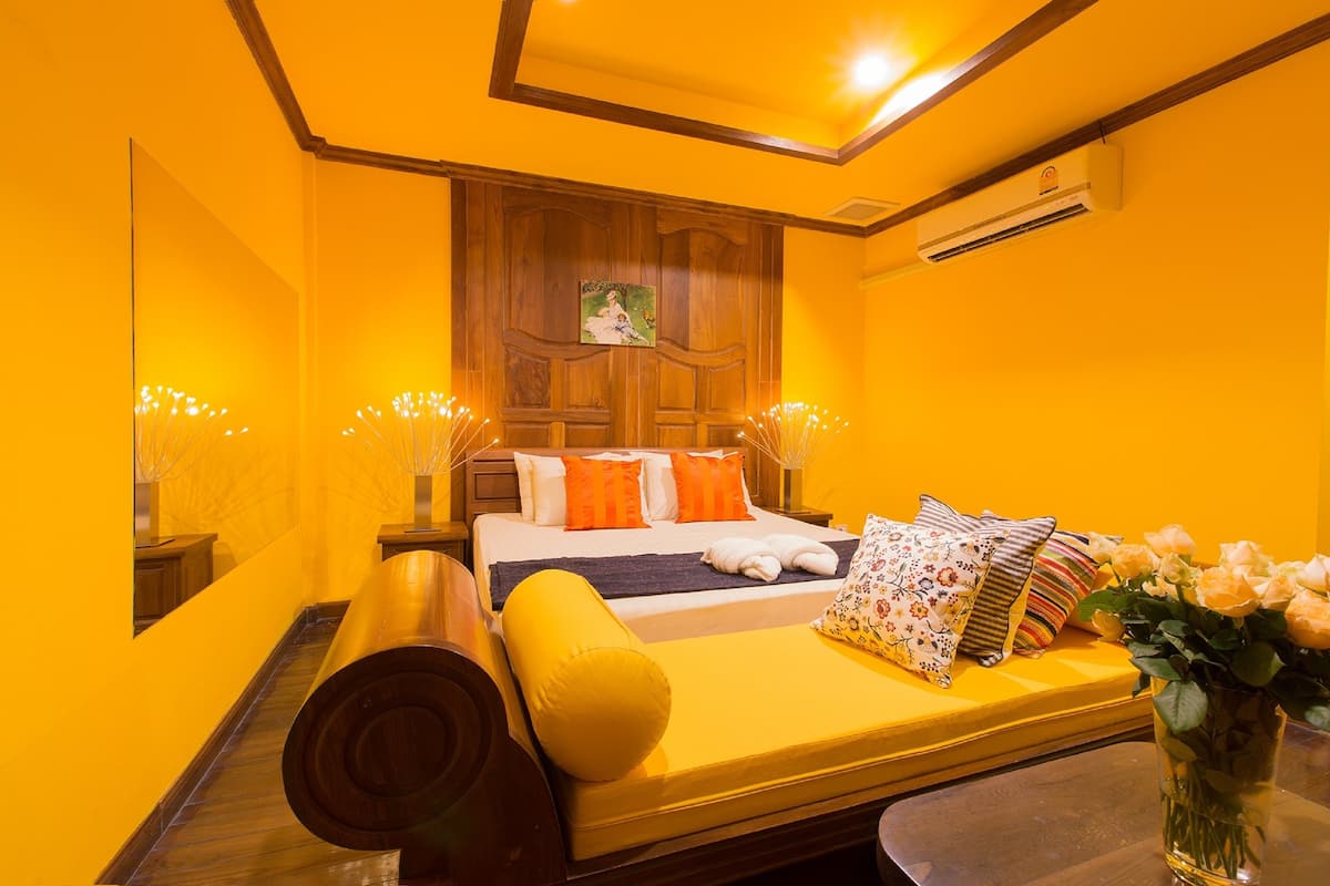 Superior Double Room | Hypo-allergenic bedding, blackout drapes, free WiFi, bed sheets