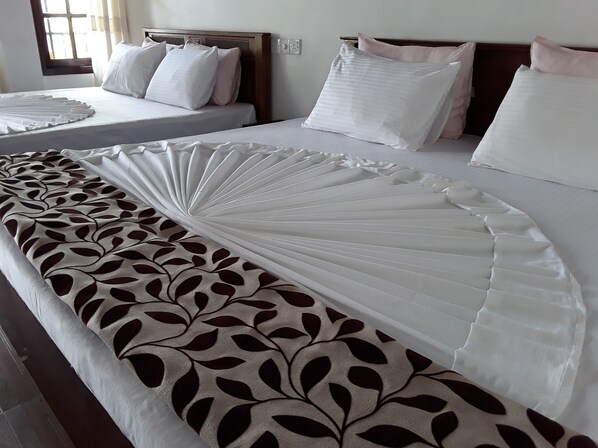 ห้องแฟมิลี่ | 20 ห้องนอน, ผ้าปูที่นอนฝ้ายอียิปต์, เครื่องนอนระดับพรีเมียม