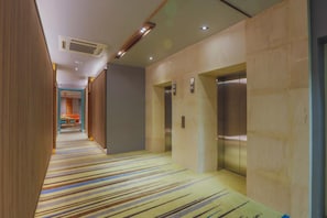 Interior - The Link Yangon Boutique Hotel (Yangon)