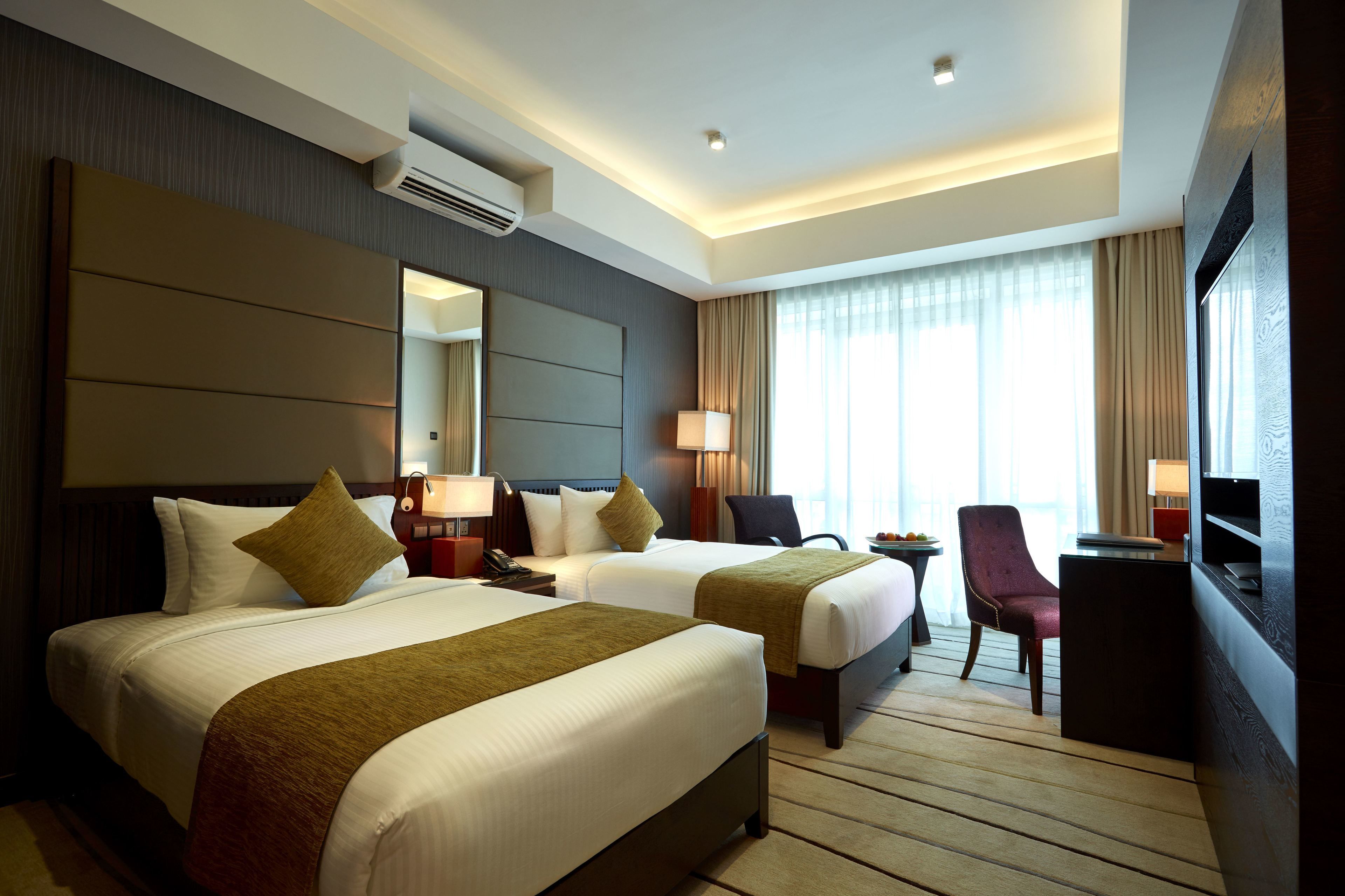 standard twin room, city view | 1 bedroom, minibar, in-room safe, desk