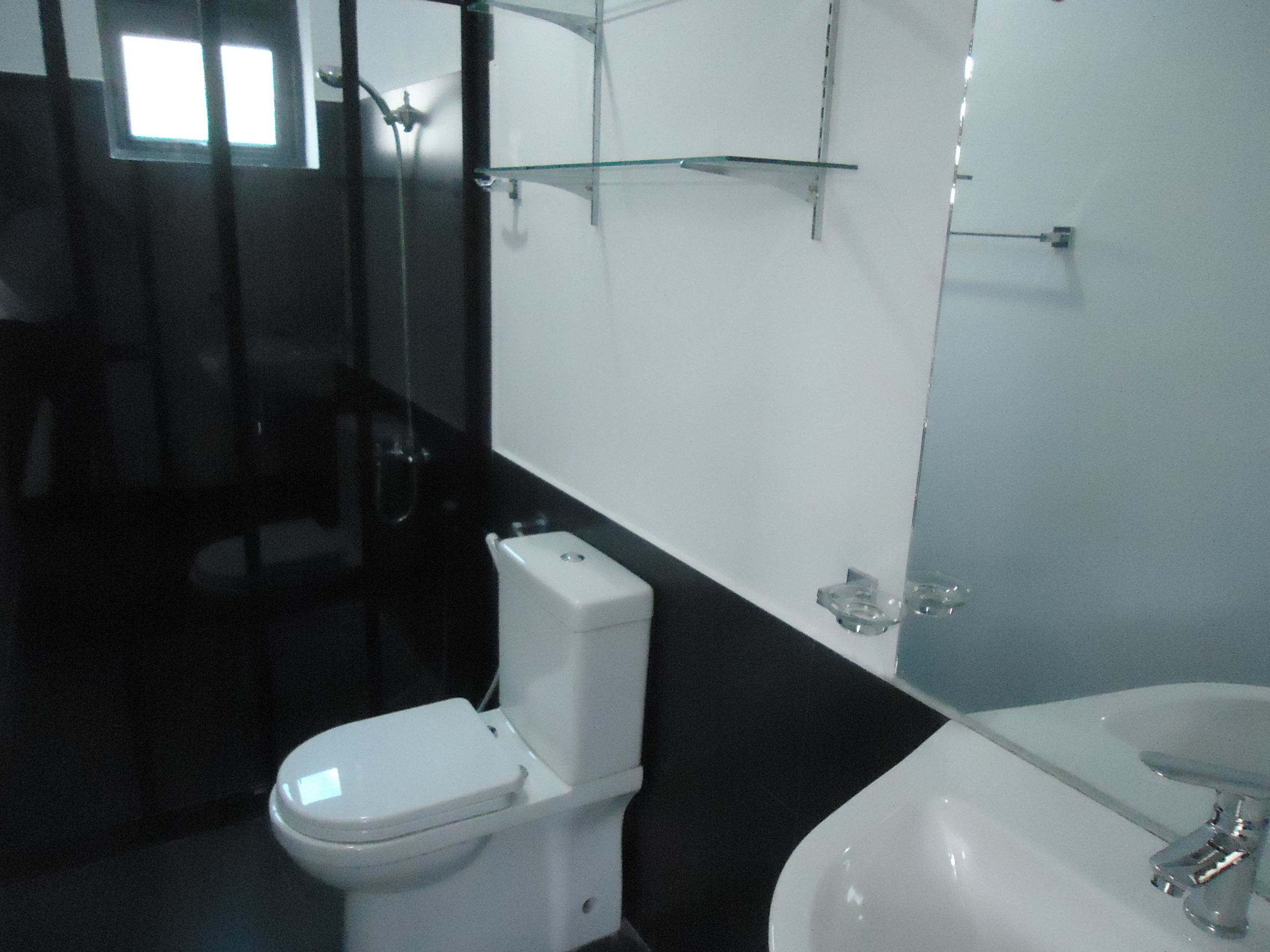 Shower, free toiletries, bathrobes, slippers