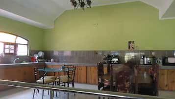 Food court