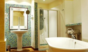 Shower, free toiletries, hair dryer, towels