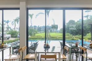 Daily buffet breakfast (THB 100 per person)