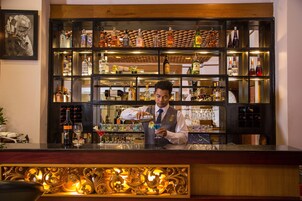 Bar (en la propiedad)