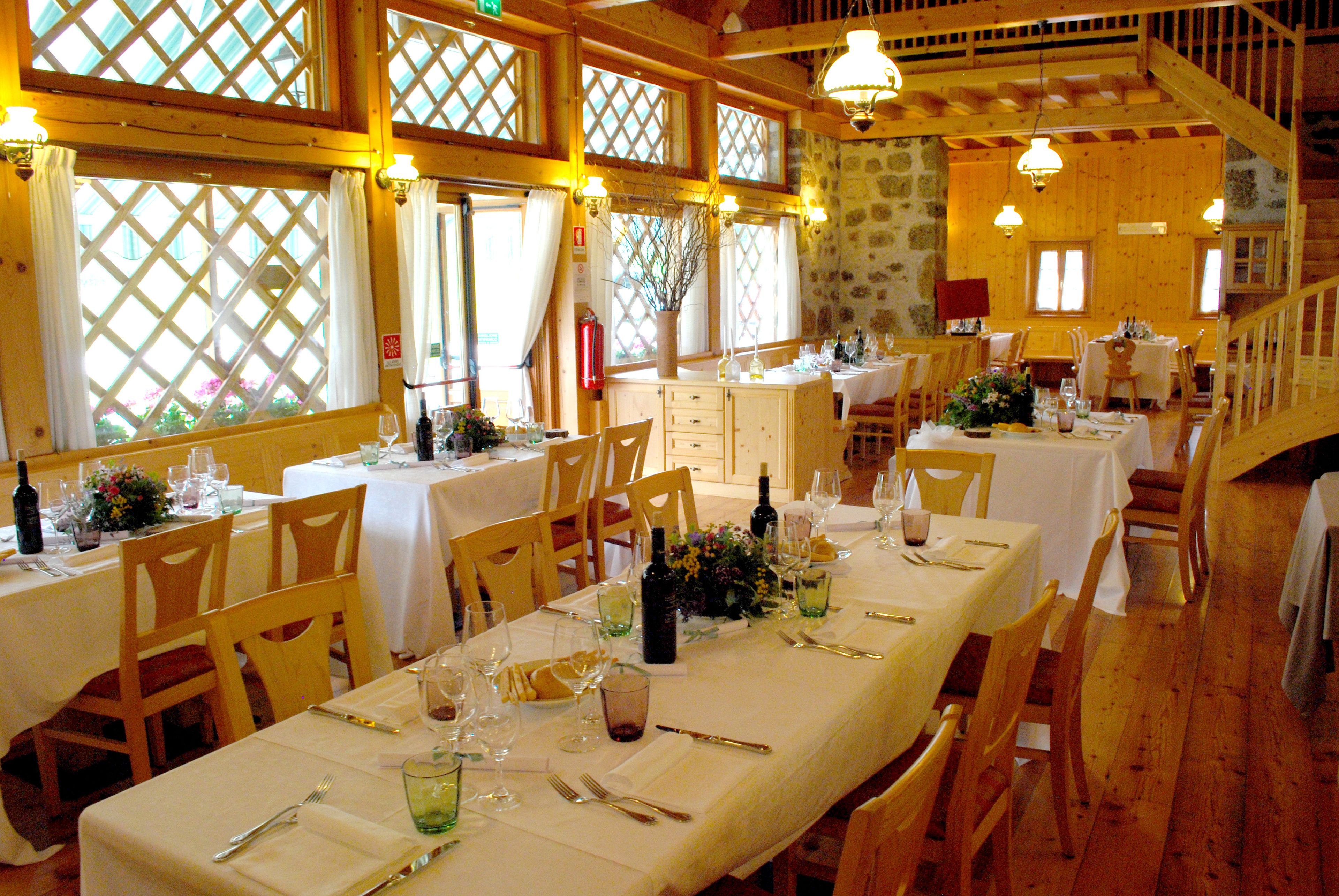 breakfast, lunch, dinner served; italian cuisine