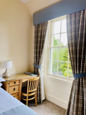 Double Room, Garden View (Maple - Small Double) | Premium bedding, individually decorated, individually furnished - West Plean House (Stirling)