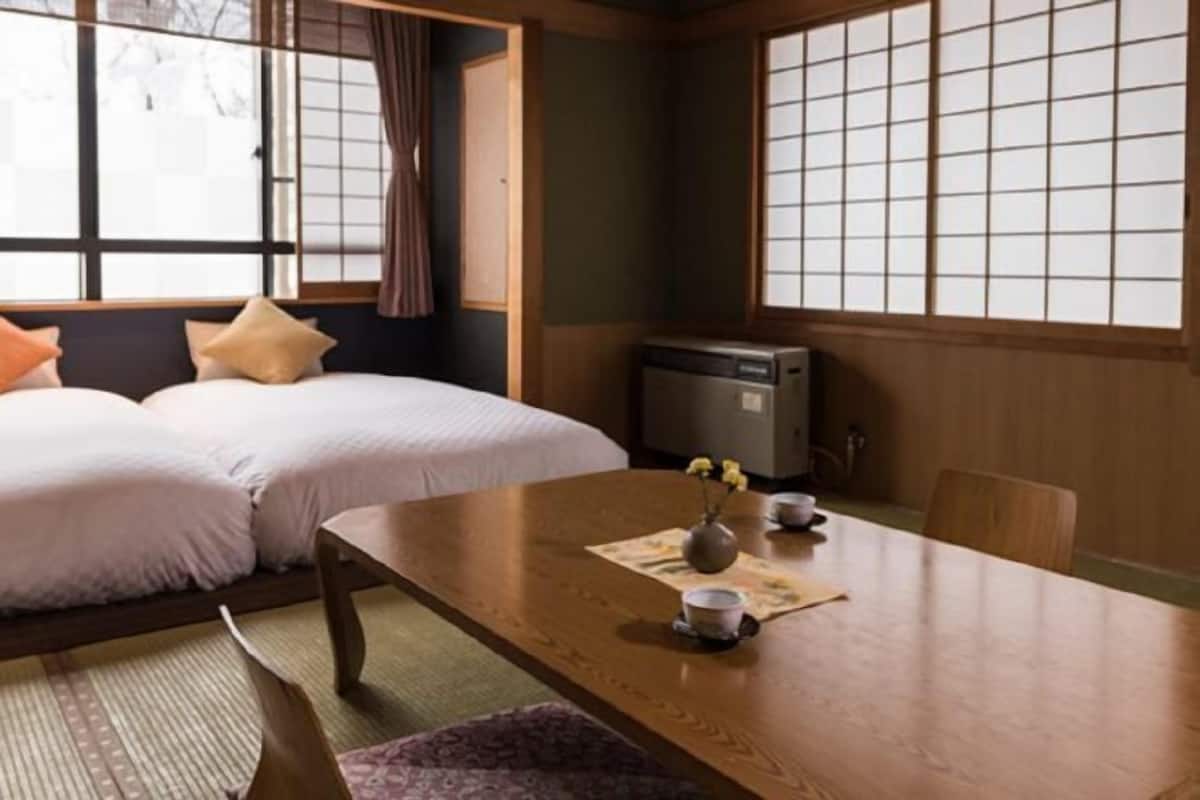 In-room safe, free WiFi, wheelchair access