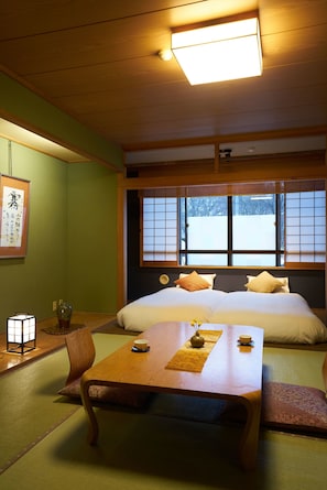 Club Room with Bathroom