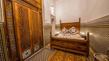 Habitació doble, 1 dormitori | Caixa forta a l'habitació, decoració individual i mobiliari individual