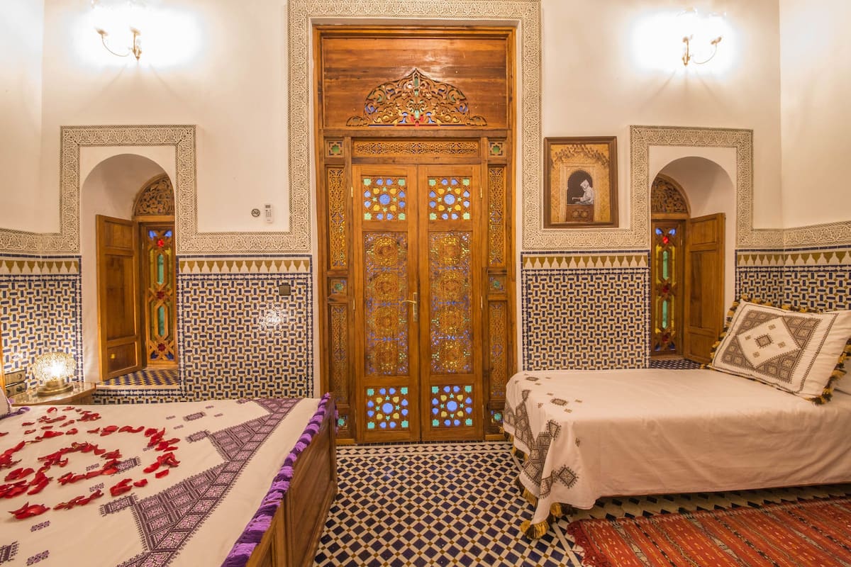 Suite (Amani) | In-room safe, desk, cribs (free), WiFi (free)