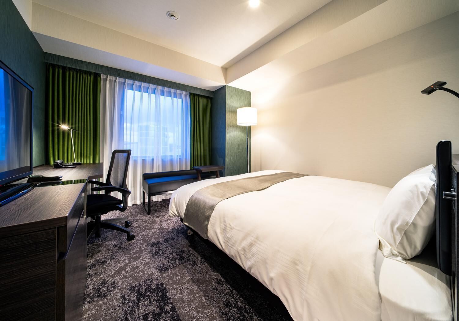 1 bedroom, blackout curtains, free wifi, wheelchair access