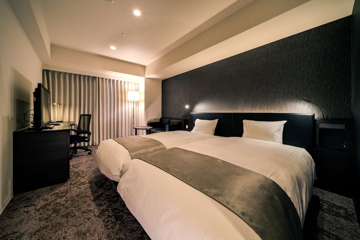 1 bedroom, blackout curtains, free wifi, wheelchair access