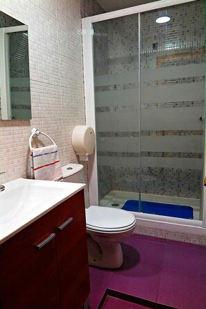 Bathroom - Hostal Residencia Del Val (Valladolid)